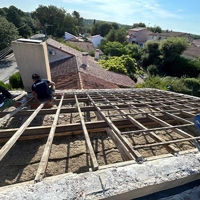 Artisan couvreur à Aix-en-Provence (13100) - L.M.B Toiture dans les Bouches-du-Rhône 13