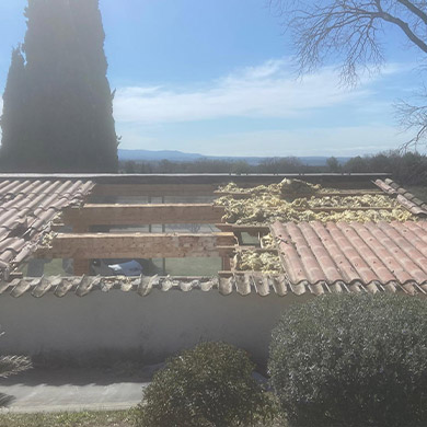 Artisan couvreur à Aix-en-Provence (13100) - L.M.B Toiture dans les Bouches-du-Rhône 13